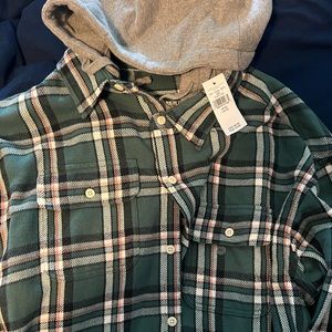 Checkered flannel with hood - American Eagle